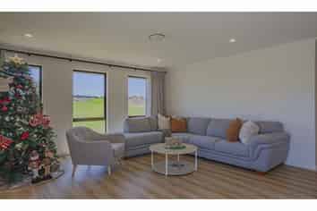 30B Lazarette Loop, Gleniti