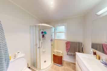 2 Balmoral Crescent, Springvale