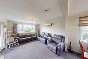 2 Balmoral Crescent, Springvale