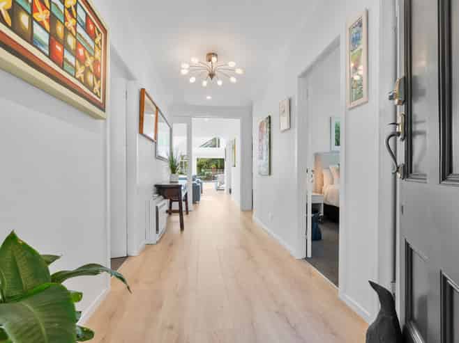 26 Gladwin Road, Epsom