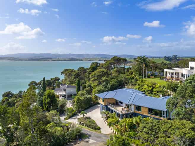 106P Greenslade Road, Raglan
