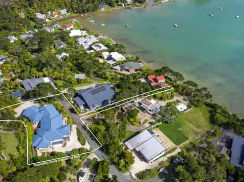 106P Greenslade Road, Raglan