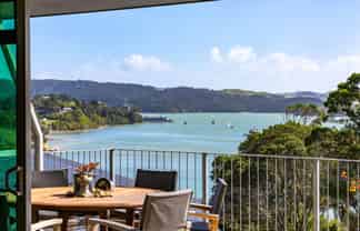 106P Greenslade Road, Raglan