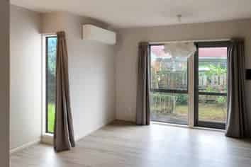 19 Fred Woodward Place, Mount Roskill