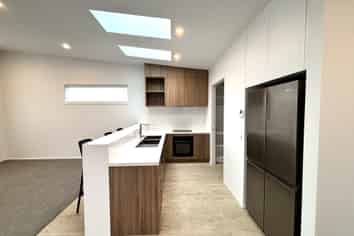 1/6 Sorrel Crescent, Bucklands Beach