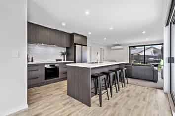 25 Henshaw Street, Woodend