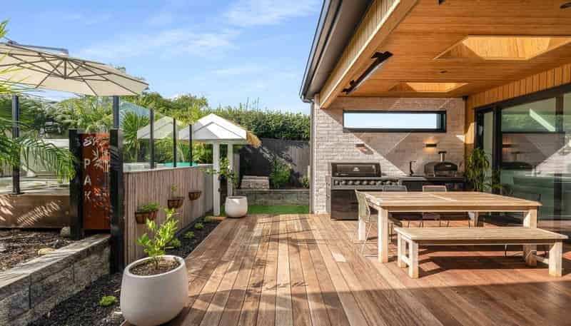 196 Paku Drive, Tairua