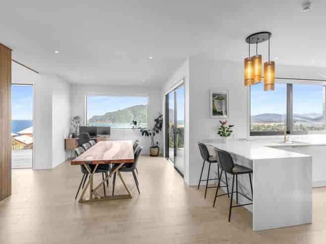 196 Paku Drive, Tairua