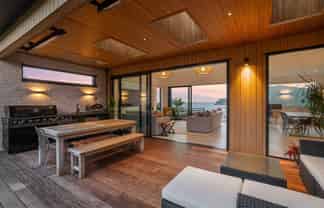 196 Paku Drive, Tairua