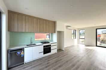 163 Henwood Road, Westgate