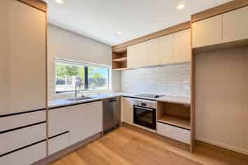 19B House Avenue, Mangere Bridge