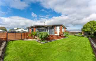 76 Mountain View Road, Glenwood