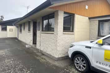 2/260 Moore Street, Ashburton