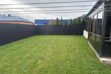 2/260 Moore Street, Ashburton