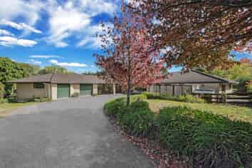 60 Potts Road, Whitford