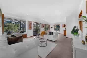 60 Potts Road, Whitford