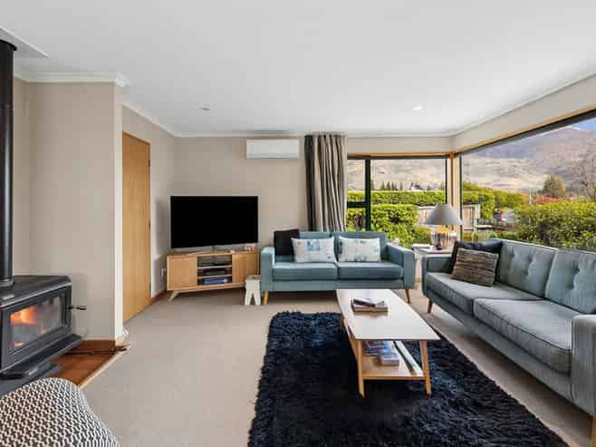 34b Youghal Street, Wanaka