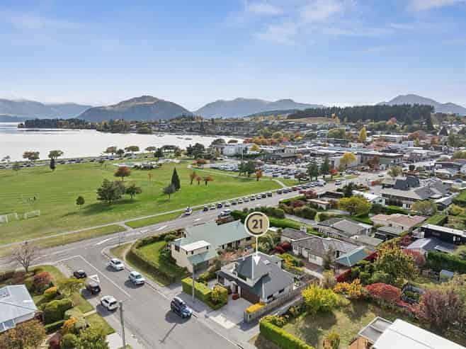 34b Youghal Street, Wanaka