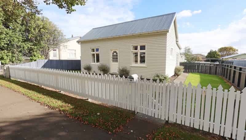 4/12 Clifton Street, Windsor