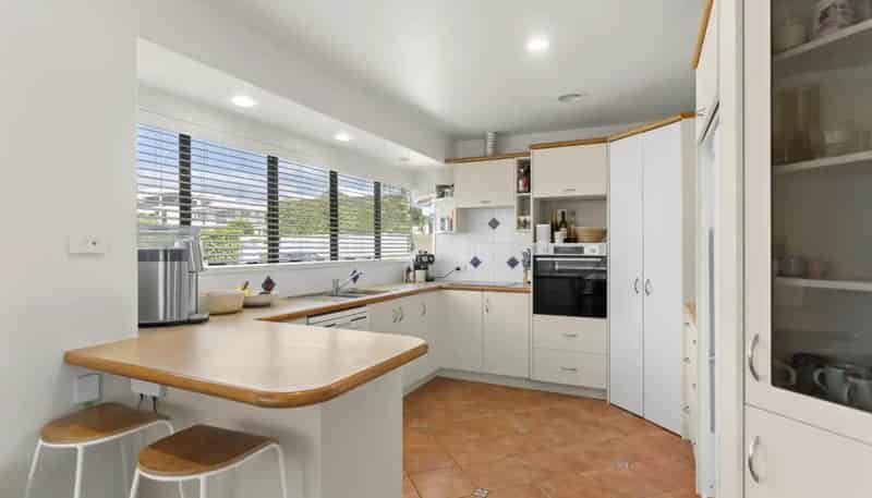 71A Oceanview Road, Mount Maunganui