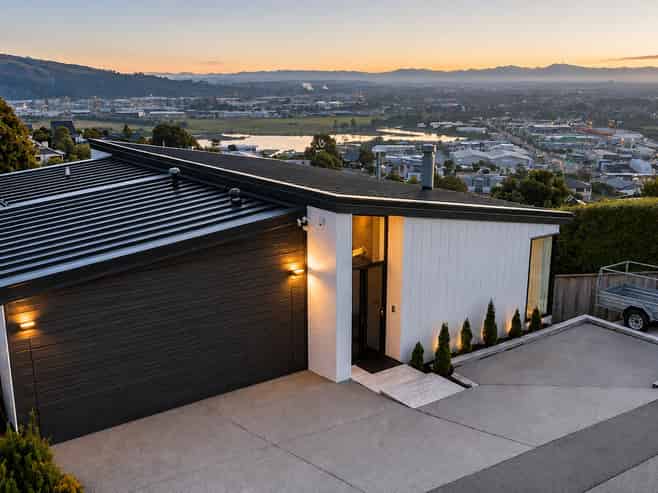 287 Cannon Hill Crescent, Mount Pleasant