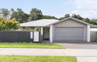 121 Adler Drive, Ohauiti