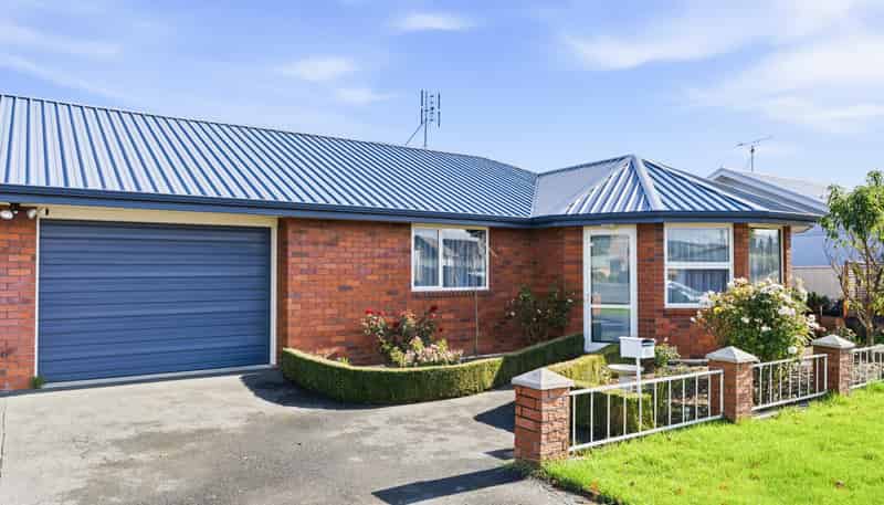 6B Reid Avenue, Mosgiel