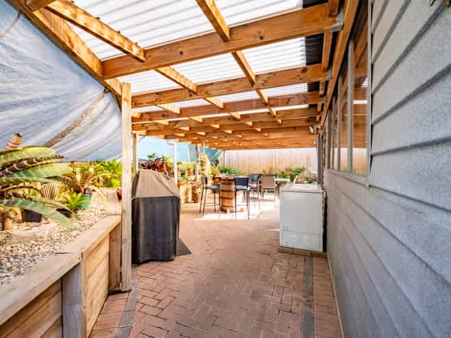 245 Weymouth Road, Manurewa