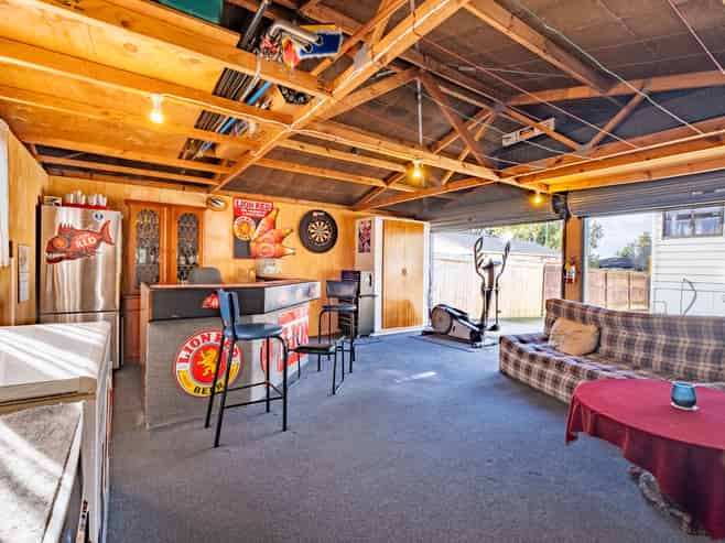 245 Weymouth Road, Manurewa