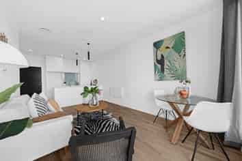 502/12 Barrack Road, Mount Wellington