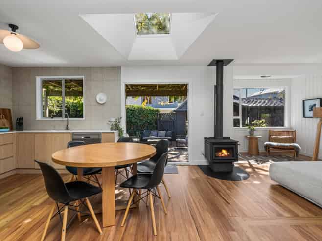 56 Bay View Road,, Redcliffs