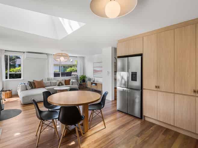 56 Bay View Road,, Redcliffs