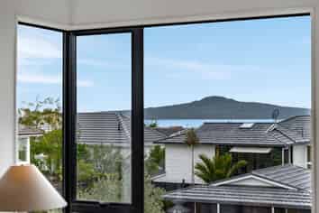 5A Godfrey Place, Kohimarama