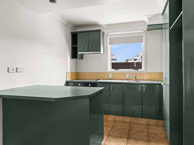 241 Marine Parade, Napier South