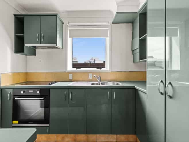 241 Marine Parade, Napier South