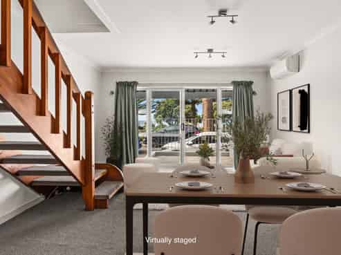 241 Marine Parade, Napier South