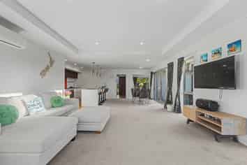 12 Oakdene Place, Halswell