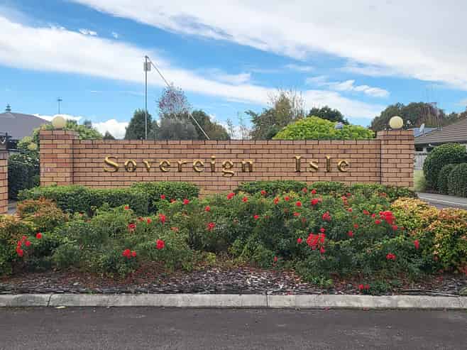 7 Sovereign Isle Lane, Rototuna