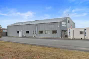 Sale and Leaseback in Twizel