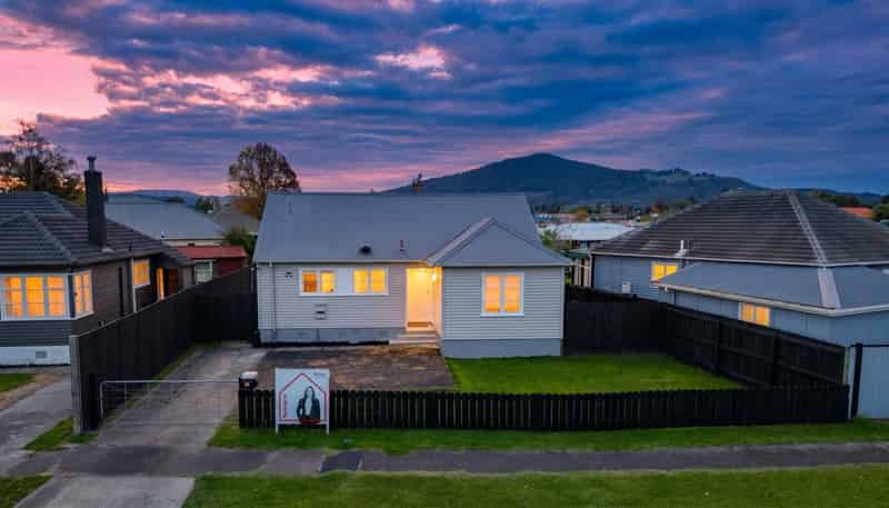 21 Miller Street, Glenholme