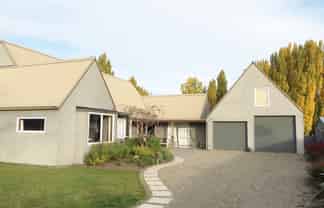 70 Kingston Street, Albert Town