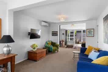 71 Muritai Road, Eastbourne