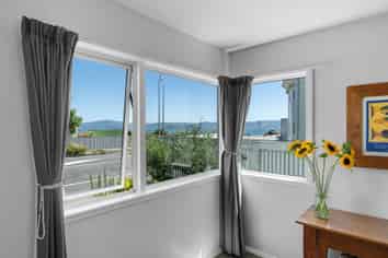 71 Muritai Road, Eastbourne