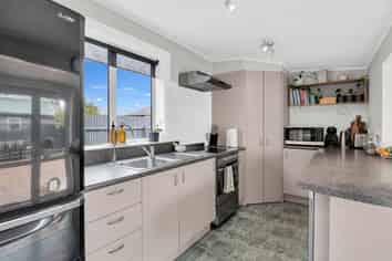 5 Charles Street, Allenton