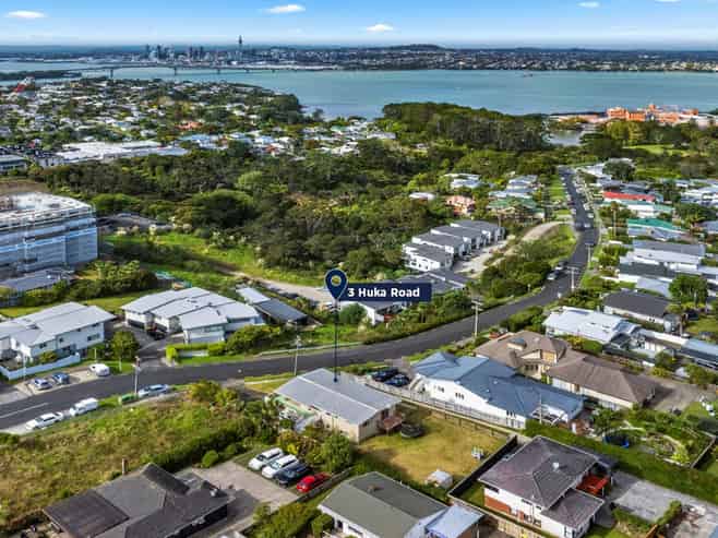 3 Huka Road, Birkenhead