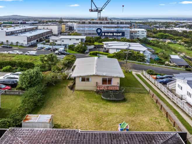 3 Huka Road, Birkenhead