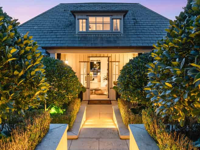 4 Burwood Crescent, Remuera