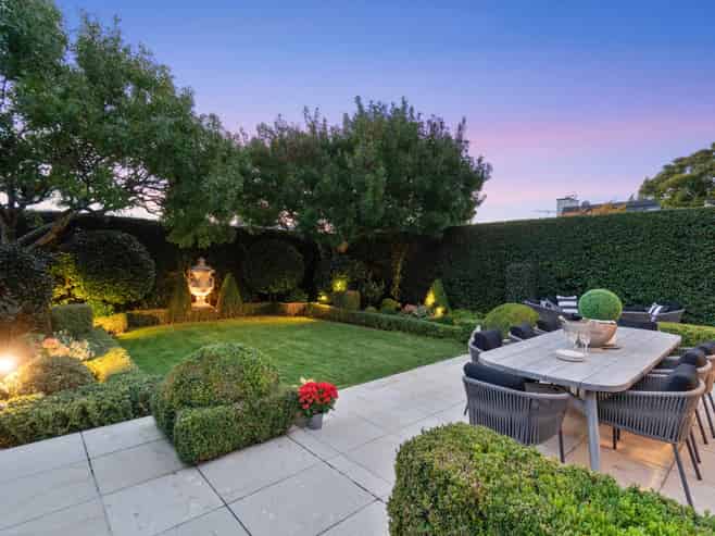 4 Burwood Crescent, Remuera