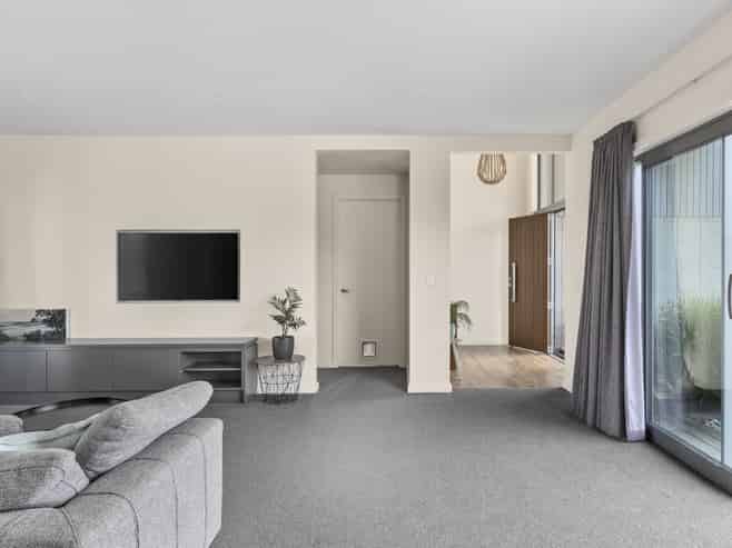 37 Jarrett Terrace, Cambridge