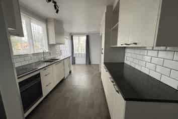 37 Metcalfe Road, Ranui